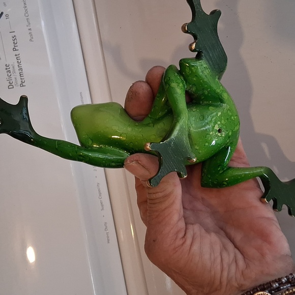 Ceramic Tree Frog - Picture 4 of 5